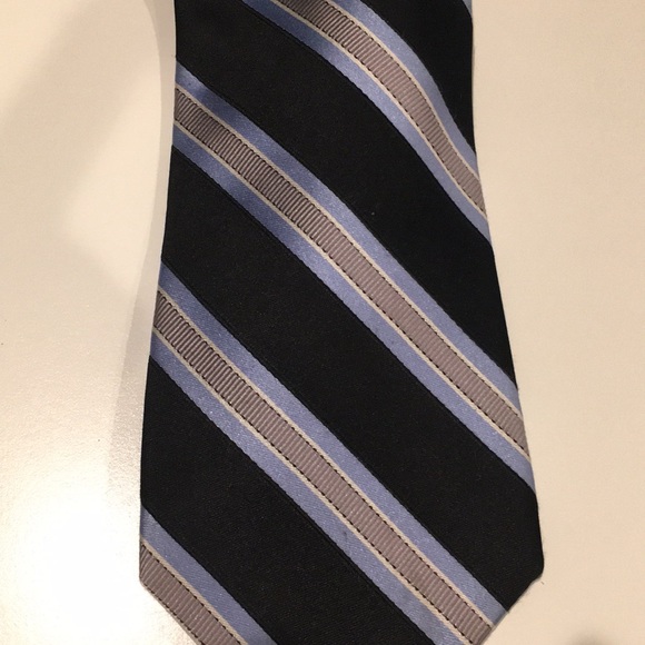 5/$25 Tommy Hilfiger black & blue Reg width tie - Picture 2 of 3